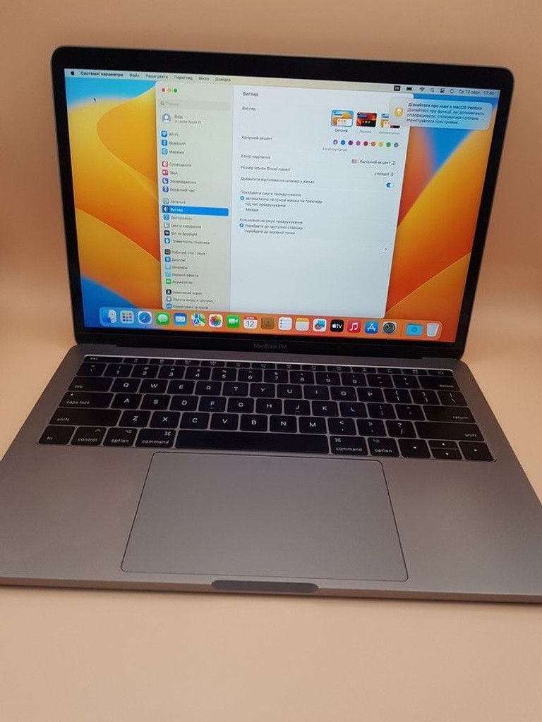 Купити Apple a1708 /macbook pro 13,3" core i5 2,3ghz/ram8gb/ssd 256gb/intel iris plus graphics 640 Б/У