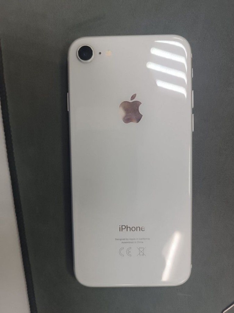 Дешево Apple iphone 8 64gb з ломбарду