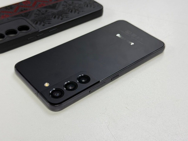 Распродажа Samsung galaxy s22 8/256gb, продавец Техноскарб