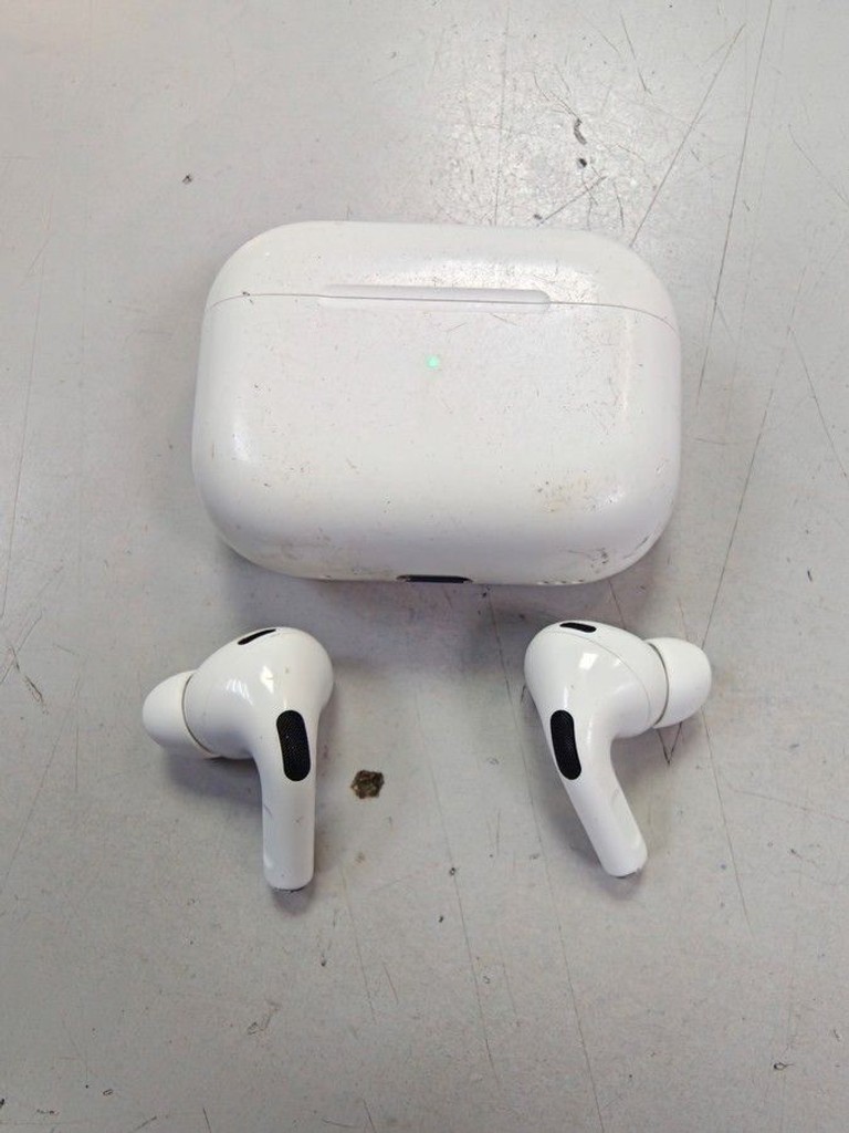 Оголошення Apple airpods pro 2nd generation with magsafe charging case usb-c Б/У