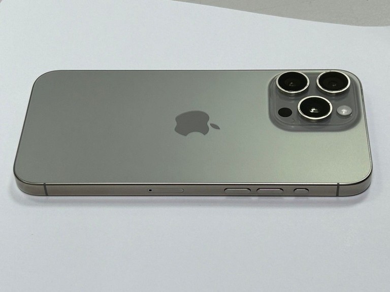 Apple iphone 15 pro max 256gb Код:01-201138797. Изображение 6