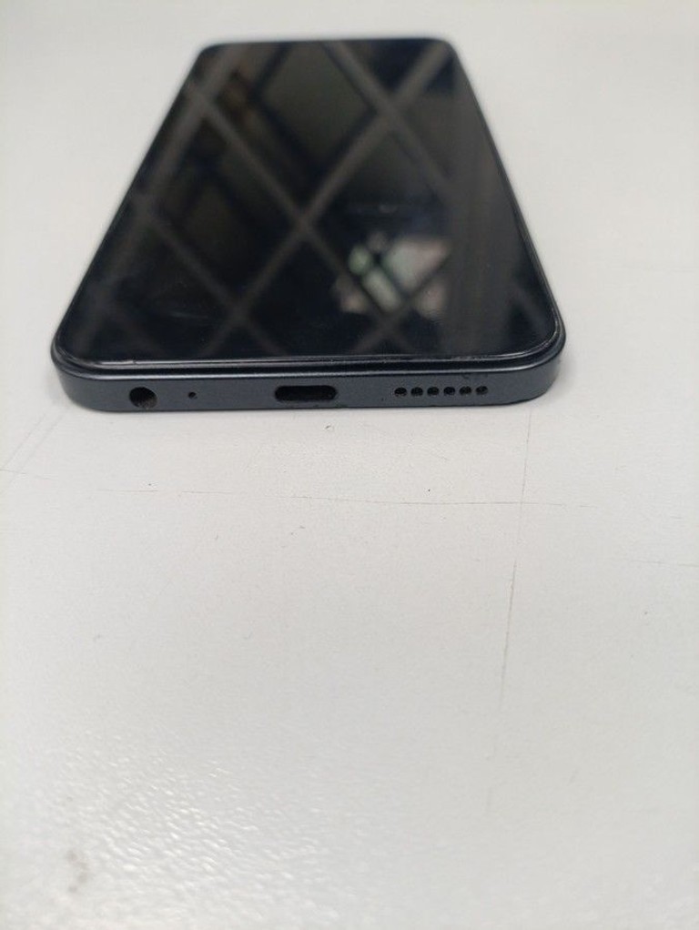 Дешево Tecno spark 30c kl5n 8/256gb з ломбарду