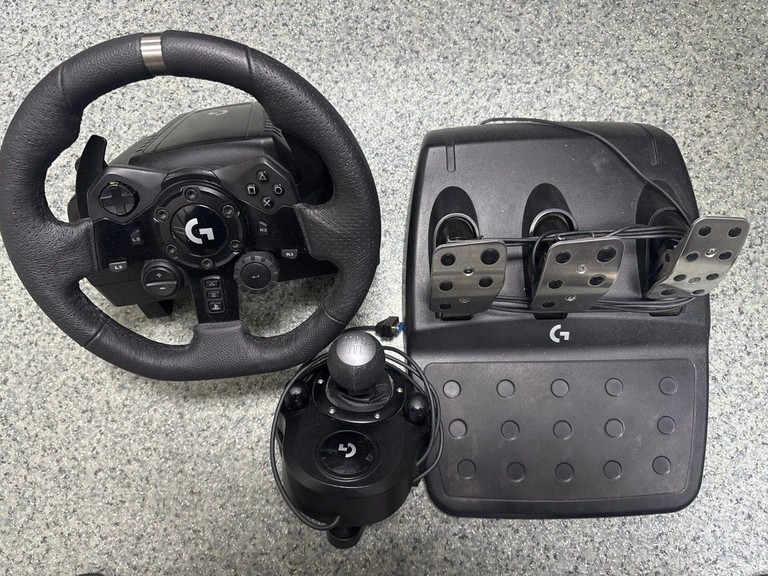 Дешиво Logitech G923 Black PS5 /PlayStation /PC (996-000389) с ломбарда