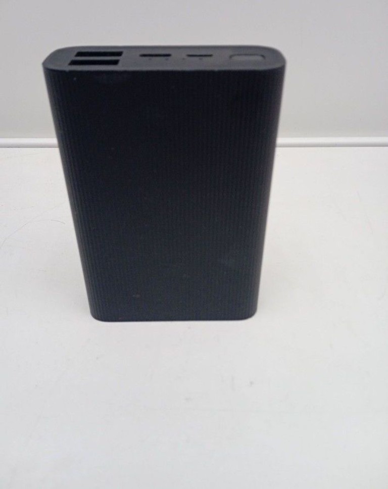 Купити Xiaomi power bank 3 ultra compact 10000mah Б/У