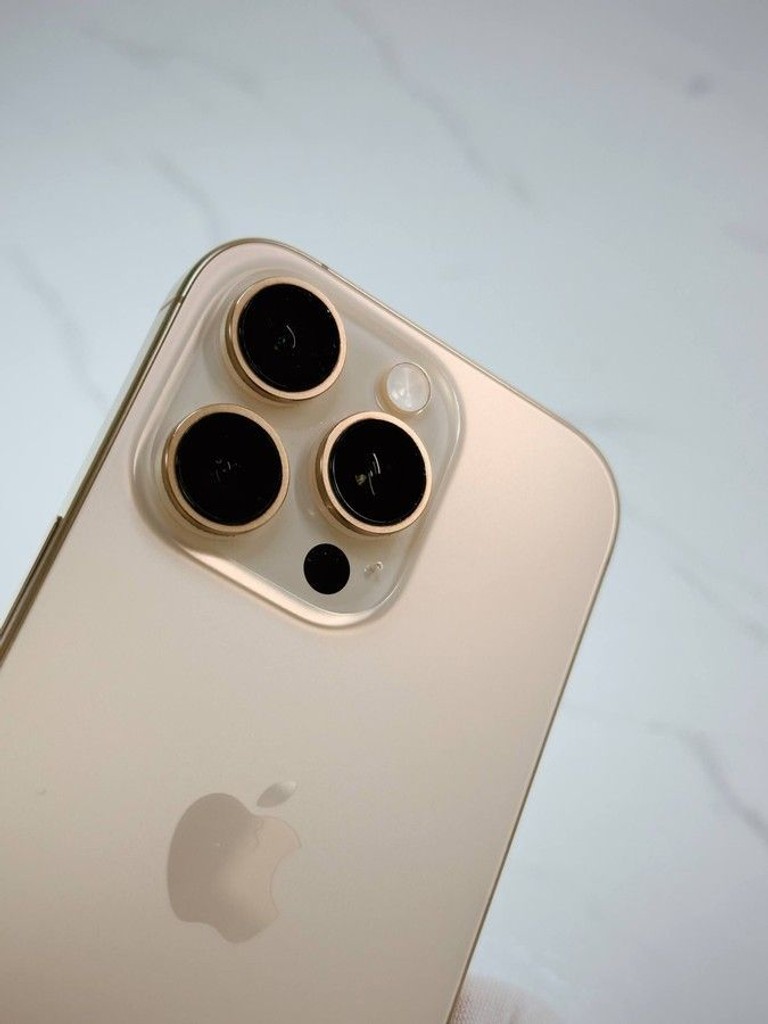 Apple iphone 16 pro 128gb Код:01-201177953. Изображение 10
