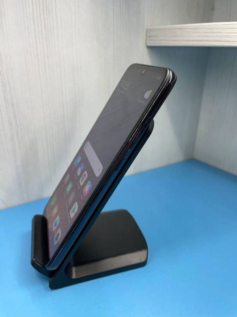 Купити Xiaomi mi play 4/64gb Б/У