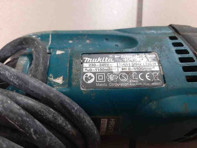 Makita HR2470