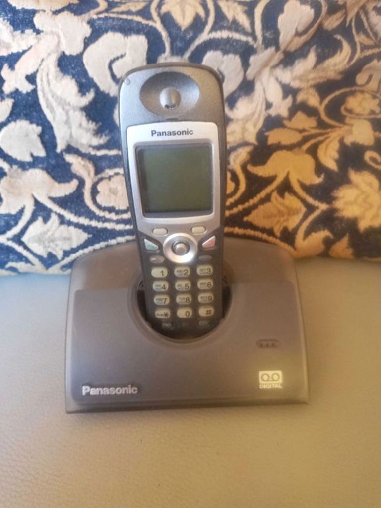 Купить Радиотелефон Panasonic KX-TCD510RU с базой Б/У