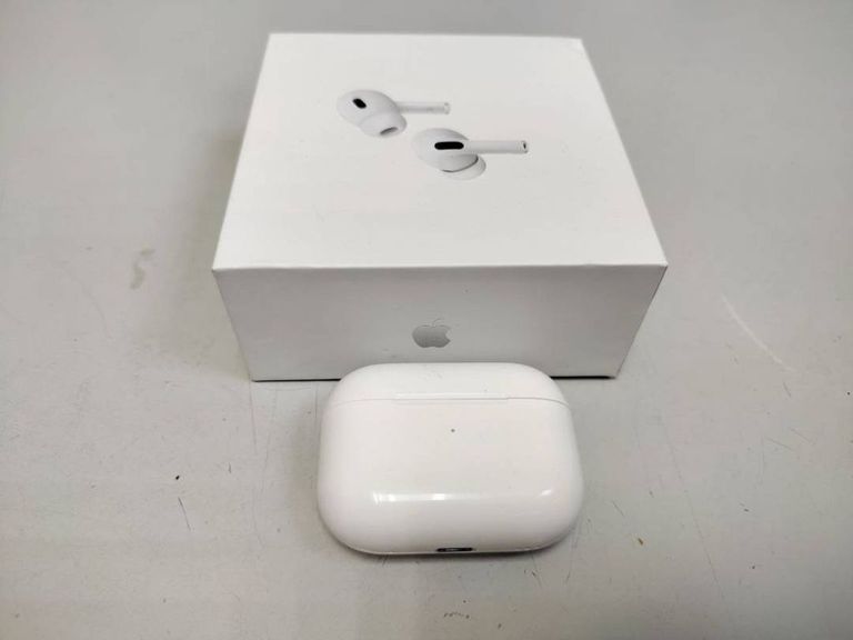 Купить Airpods pro 2nd gen копія 2022 model Б/У