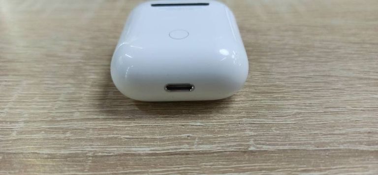 Apple airpods 1 gen a1602 a1523+a1722 2017г. Код:01-18779099. Зображення 6