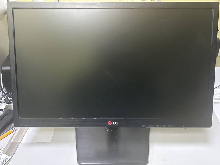 Lg 22en33sa