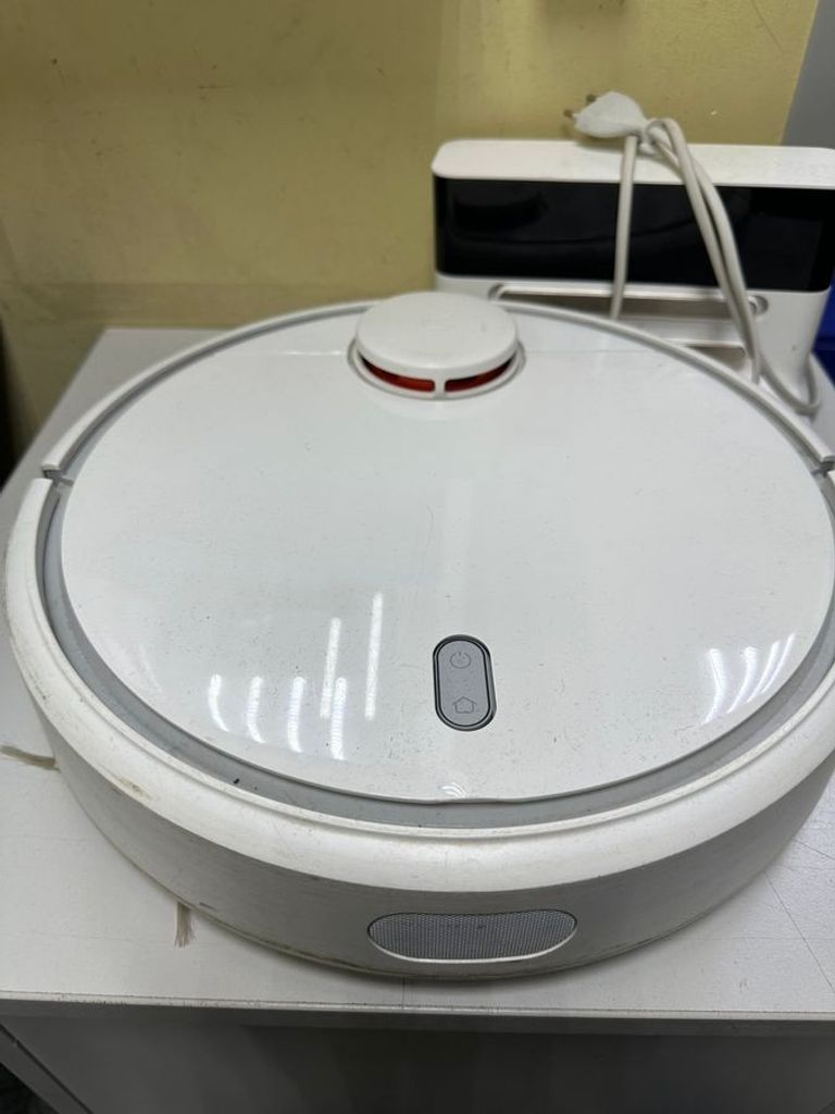 Купить Xiaomi mi robot vacuum cleaner sdjqr02rr Б/У