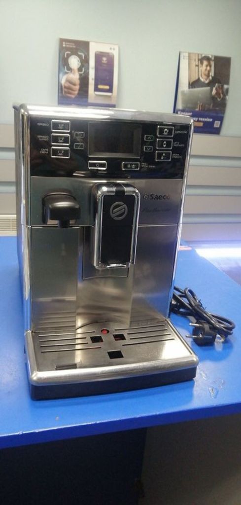 Купити Saeco PicoBaristo Deluxe (SM5570/10) Б/У