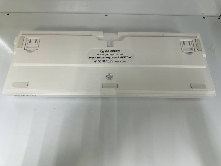 Дешево Gamepro mk170 outemu hot-swap switch з ломбарду