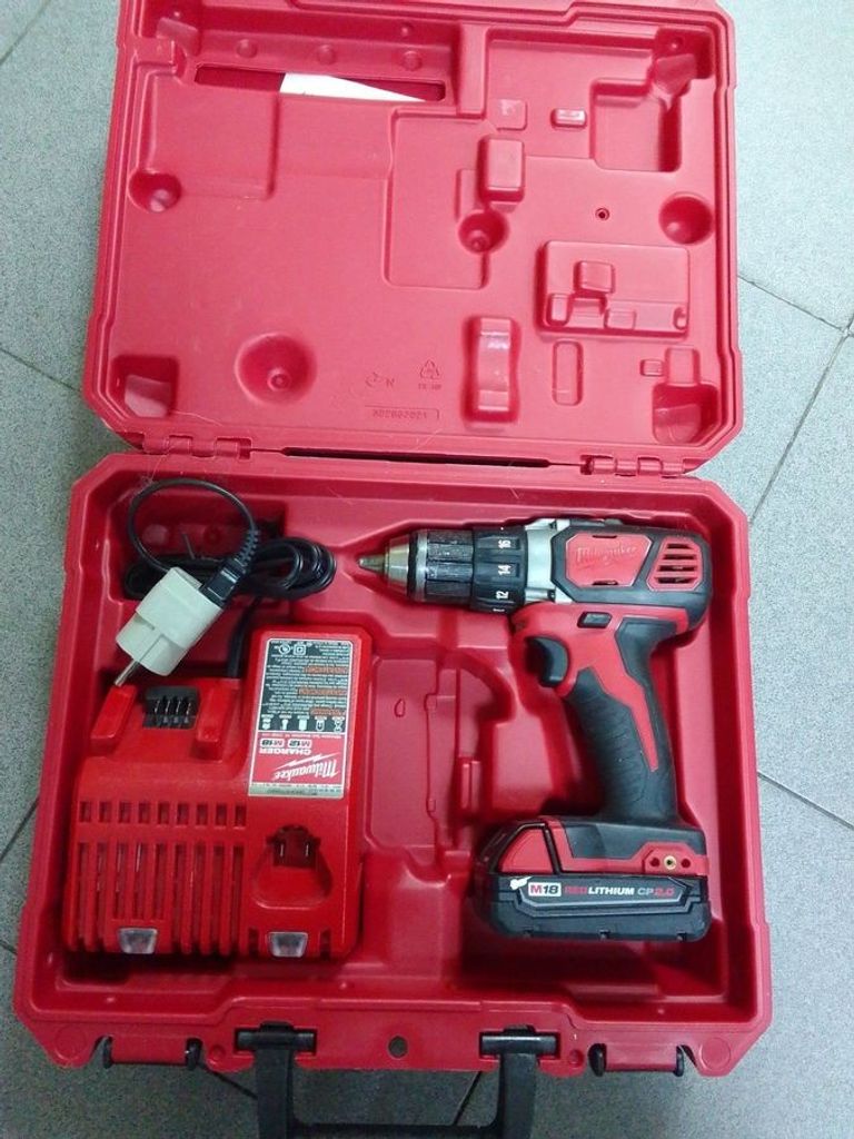 Купить Milwaukee m18 2606-20 Б/У