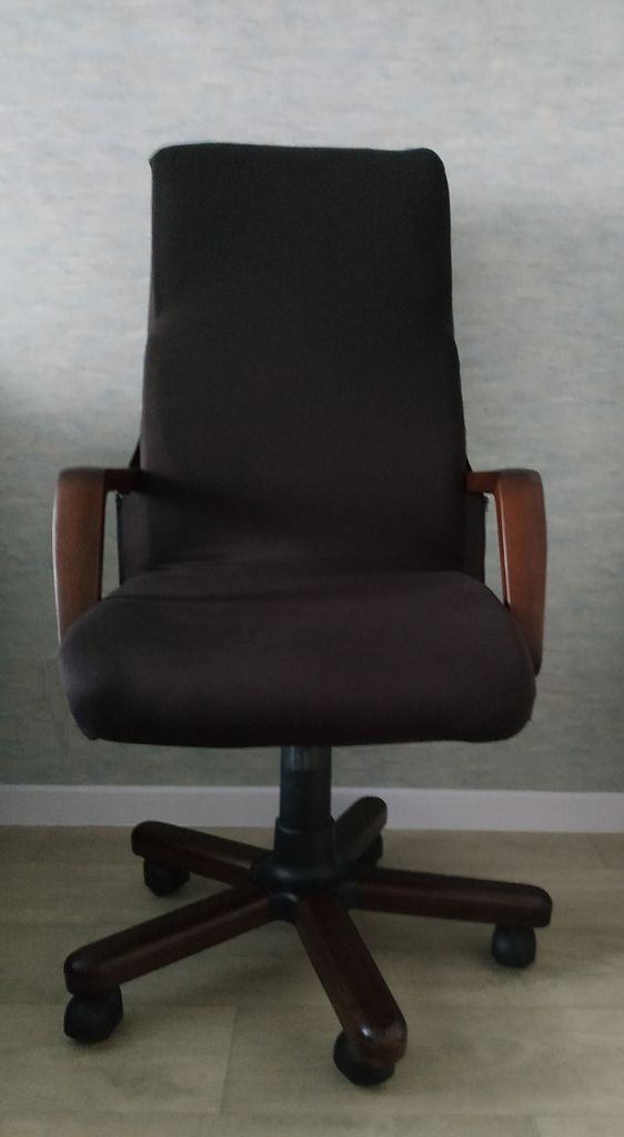 Купить Кресло Примтекс Плюс Nadir Extra в Новом Чехле Б/У