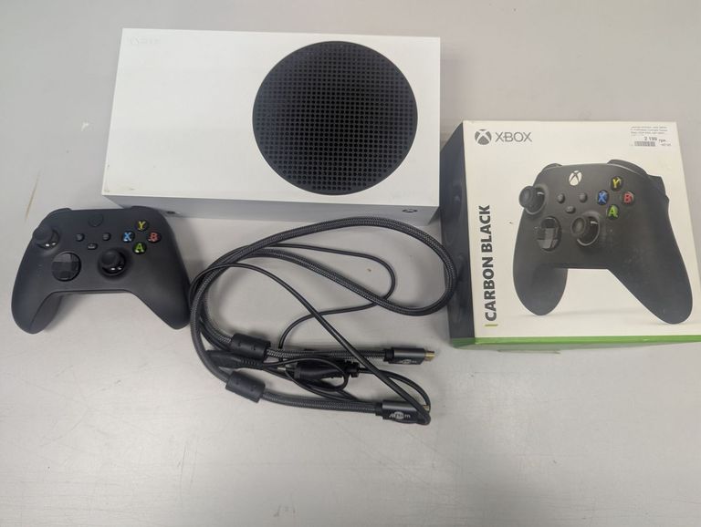 Купить Microsoft Xbox Series S 512GB (889842651386) Б/У