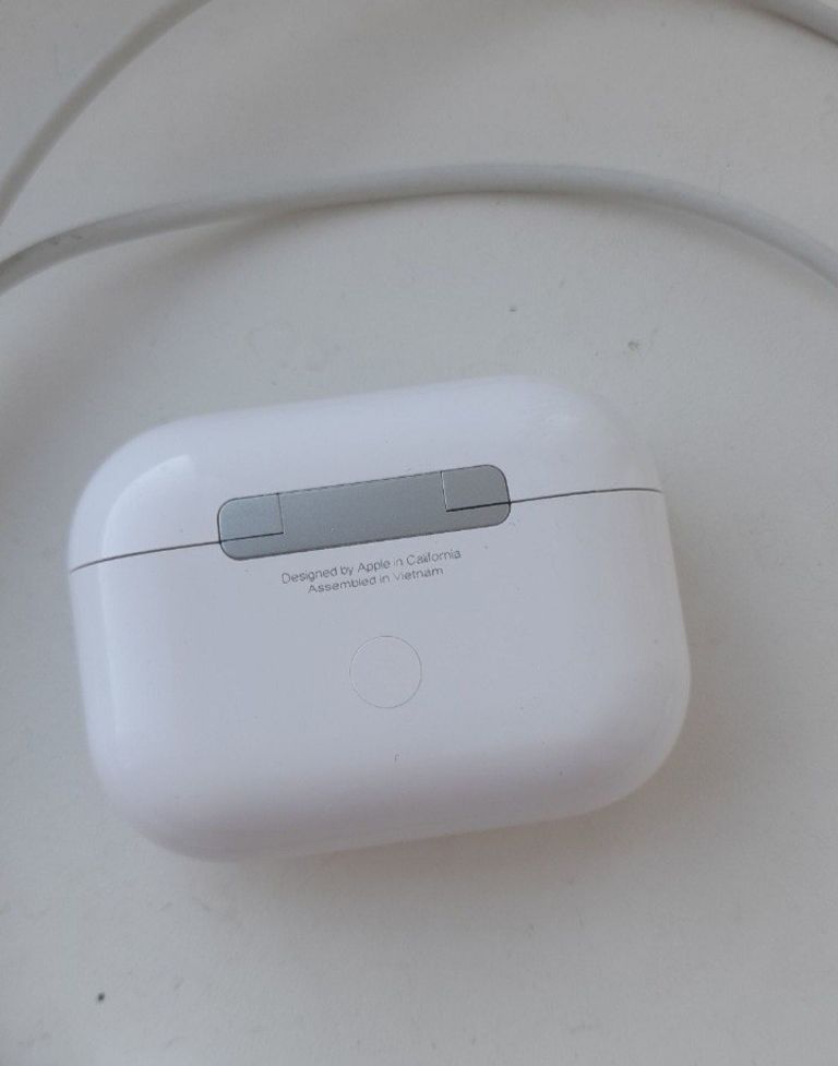 Дешево Apple AirPods Pro 2-го з ломбарду