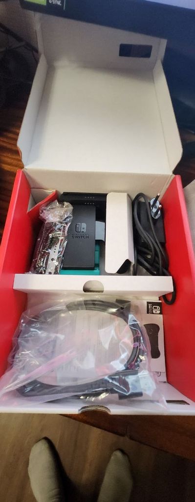 Nintendo Switch OLED with White Joy-Con (045496453435) Код:null. Изображение 6