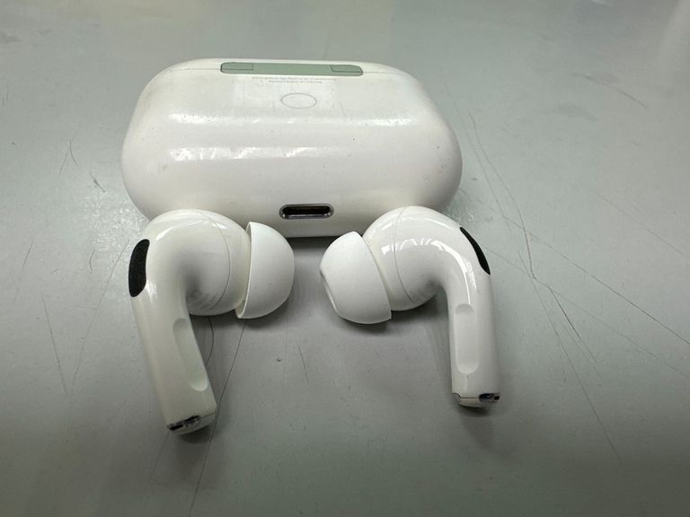 Распродажа Apple AirPods Pro (MWP22), продавец Техноскарб