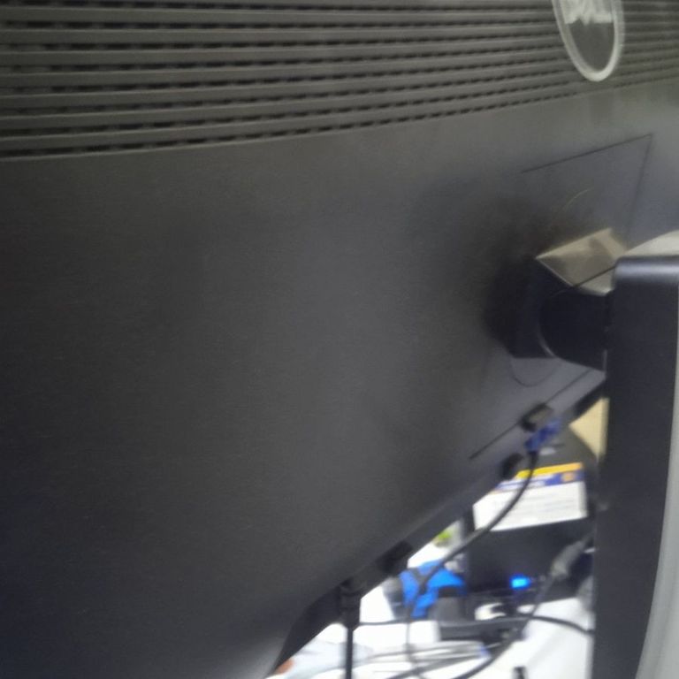 Дешиво Dell dell с ломбарда