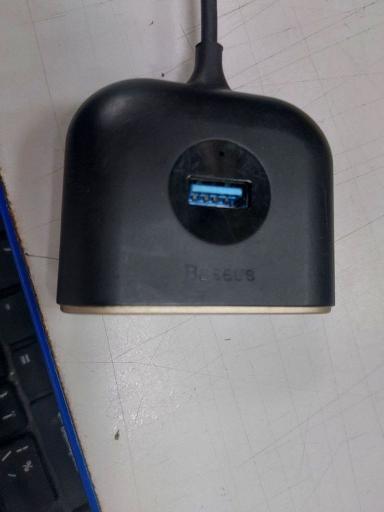 Дешиво Baseus square round 4 in 1 usb hub adapter с ломбарда