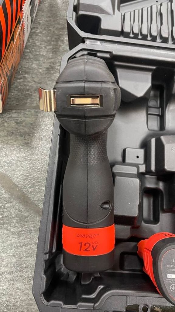 Дешево Dnipro-M cd-12cx compact з ломбарду