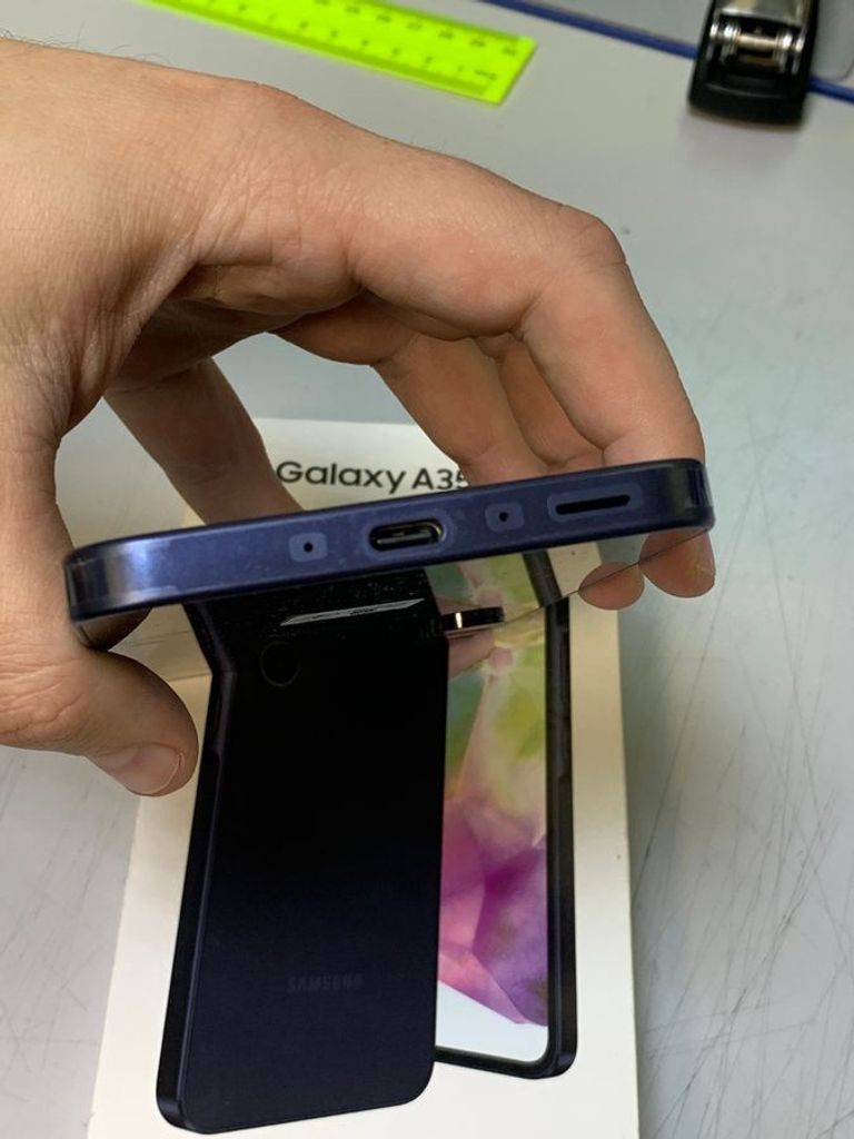 Распродажа Samsung galaxy a35 5g 6/128gb, продавец Техноскарб