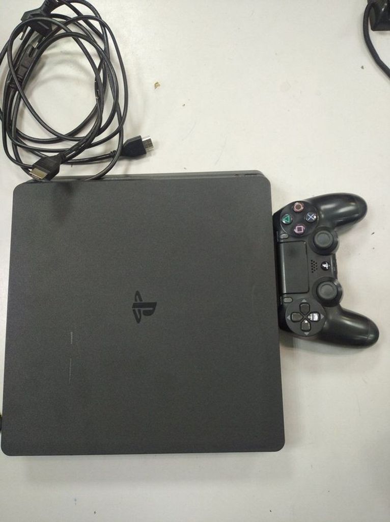 Купить Sony playstation 4 slim 500gb Б/У