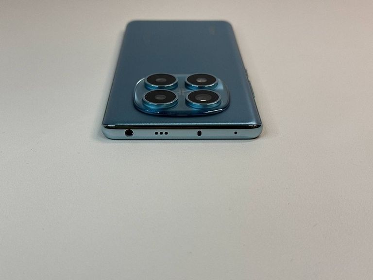 Xiaomi Redmi Note 14 Pro 8/256GB Midnight Black Код:01-200795837. Зображення 9