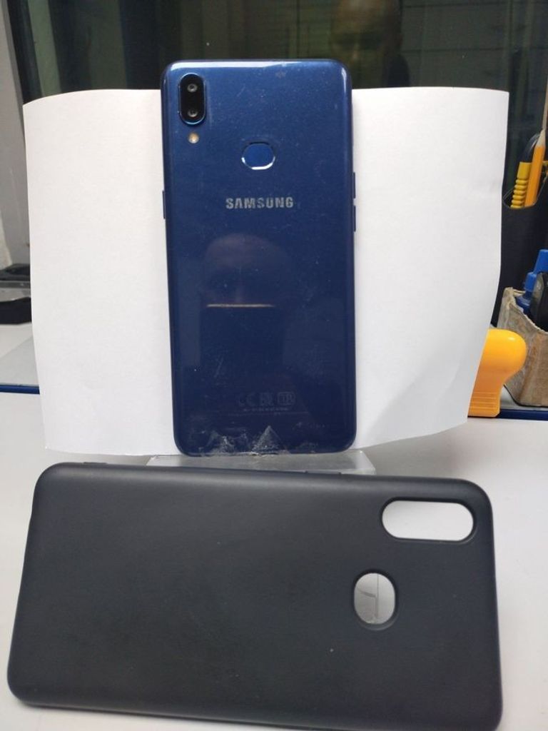 Дешиво Samsung a107f galaxy a10s 2/32gb с ломбарда