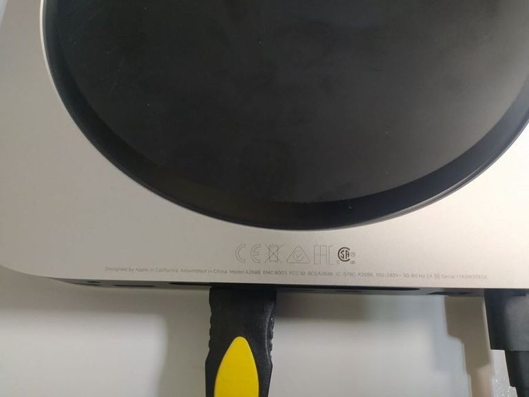 Дешиво Apple mac mini a2686 mmfj3 m2/8core/ram8gb/ssd256gb с ломбарда