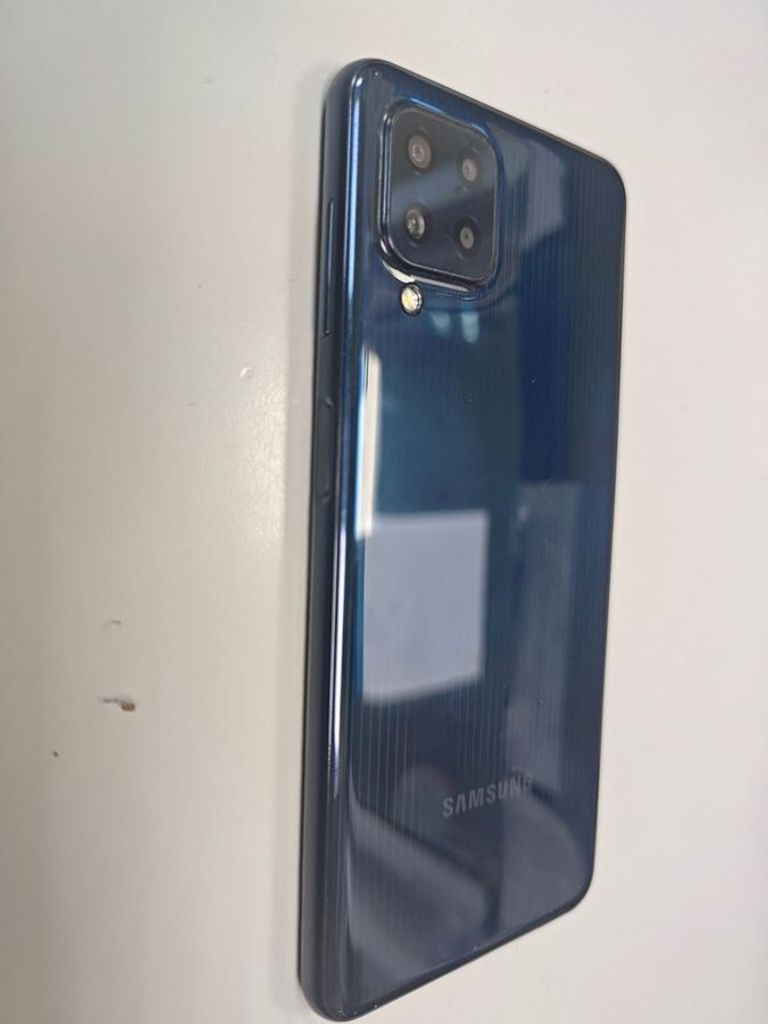 Дешиво Samsung galaxy m32 6/128gb с ломбарда