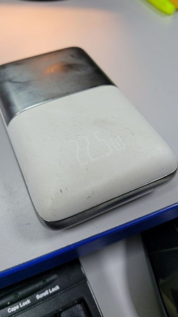 Дешиво Baseus ppxj10 10000mah 22.5w с ломбарда