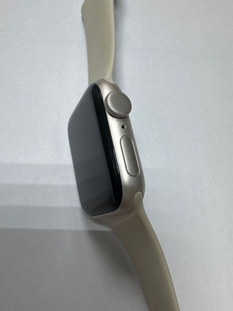 Дешево Apple watch se 2 gps 40mm aluminium case з ломбарду