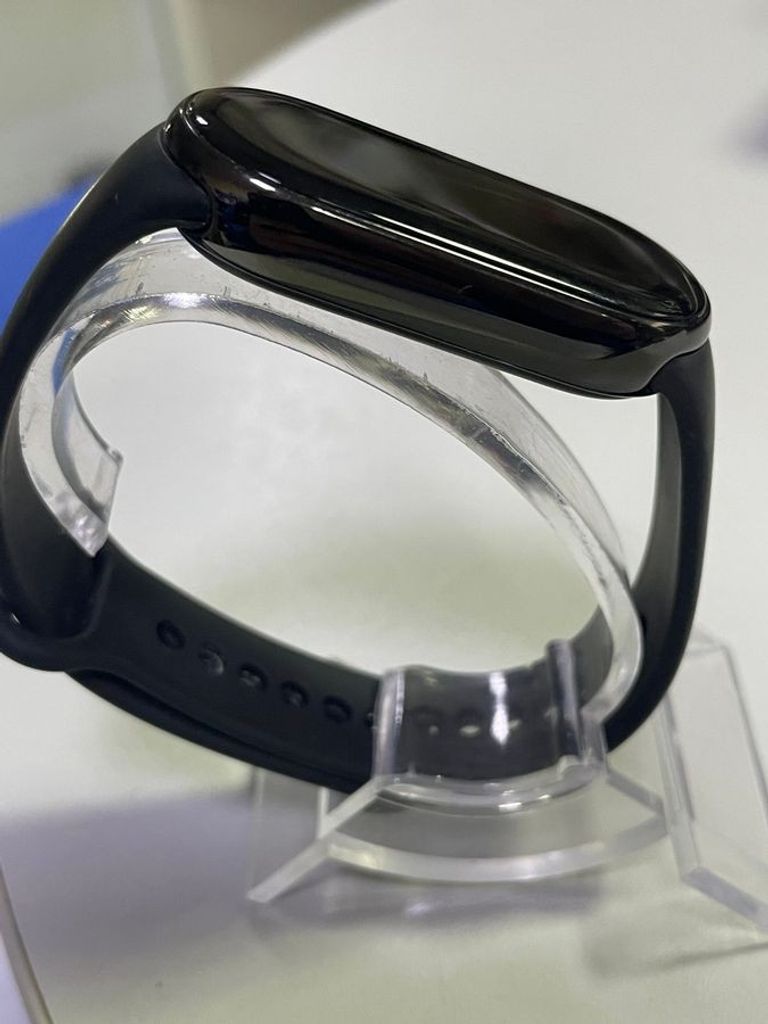 Дешево Xiaomi mi smart band 8 з ломбарду