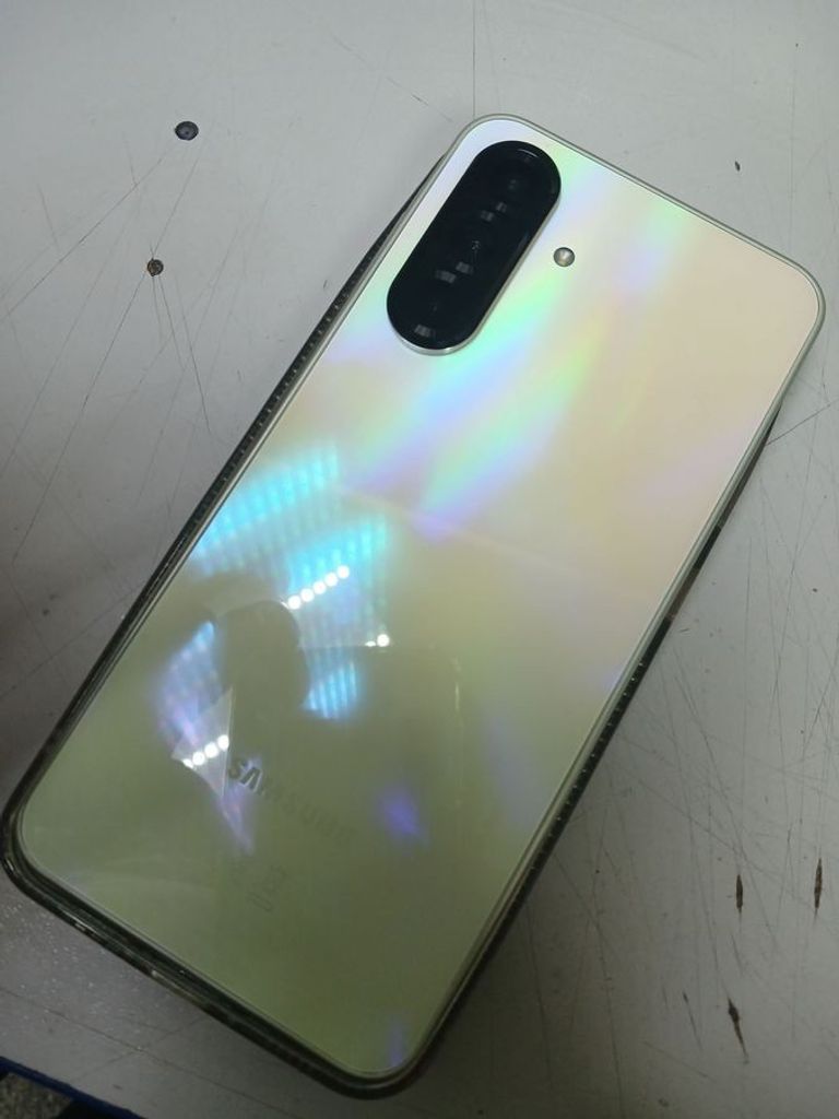 Дешиво Samsung galaxy a36 5g 6/128gb с ломбарда