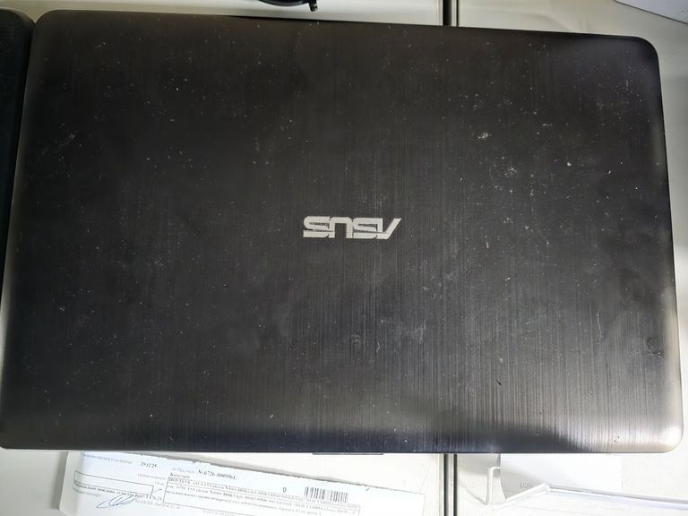 Asus 15/celeron n3060 ddr3/4gb ddr3/hdd 500 gb/ssd *відсутній/geforce 810m Код:01-200833350. Изображение 5