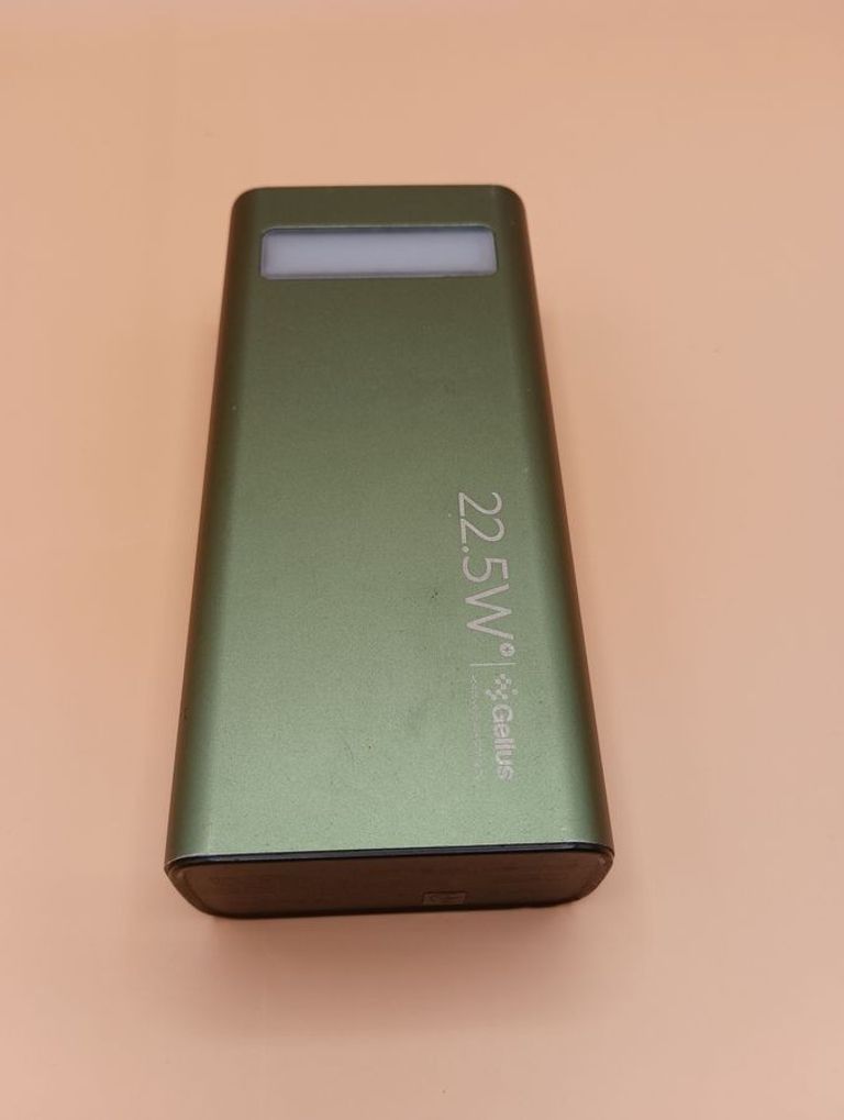 Дешиво Gelius Lightstone GP-PB300 30000mAh Green с ломбарда