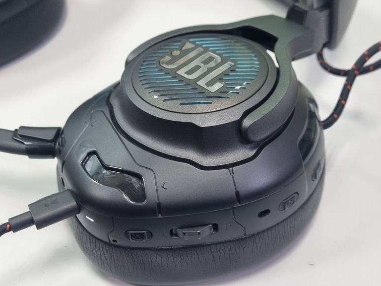 Jbl quantum one Код:01-200859727. Зображення 19