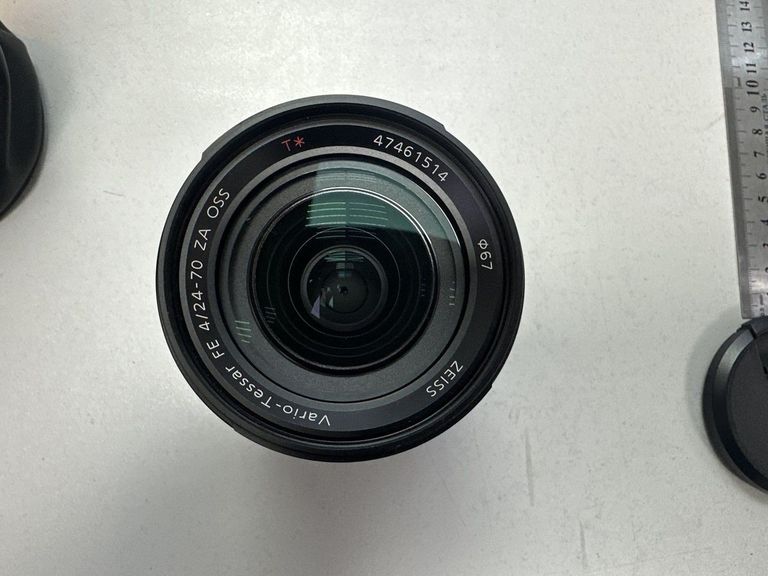 Купити Sony SEL2470Z 24-70mm f/4 ZA OSS Б/У