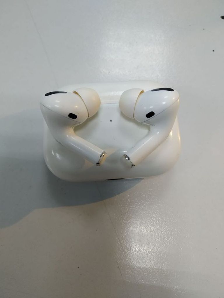 Дешево Apple AirPods Pro (MWP22) з ломбарду