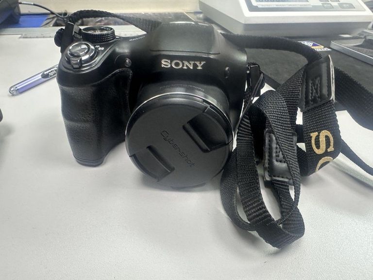 Дешево Sony dsc-h100 з ломбарду