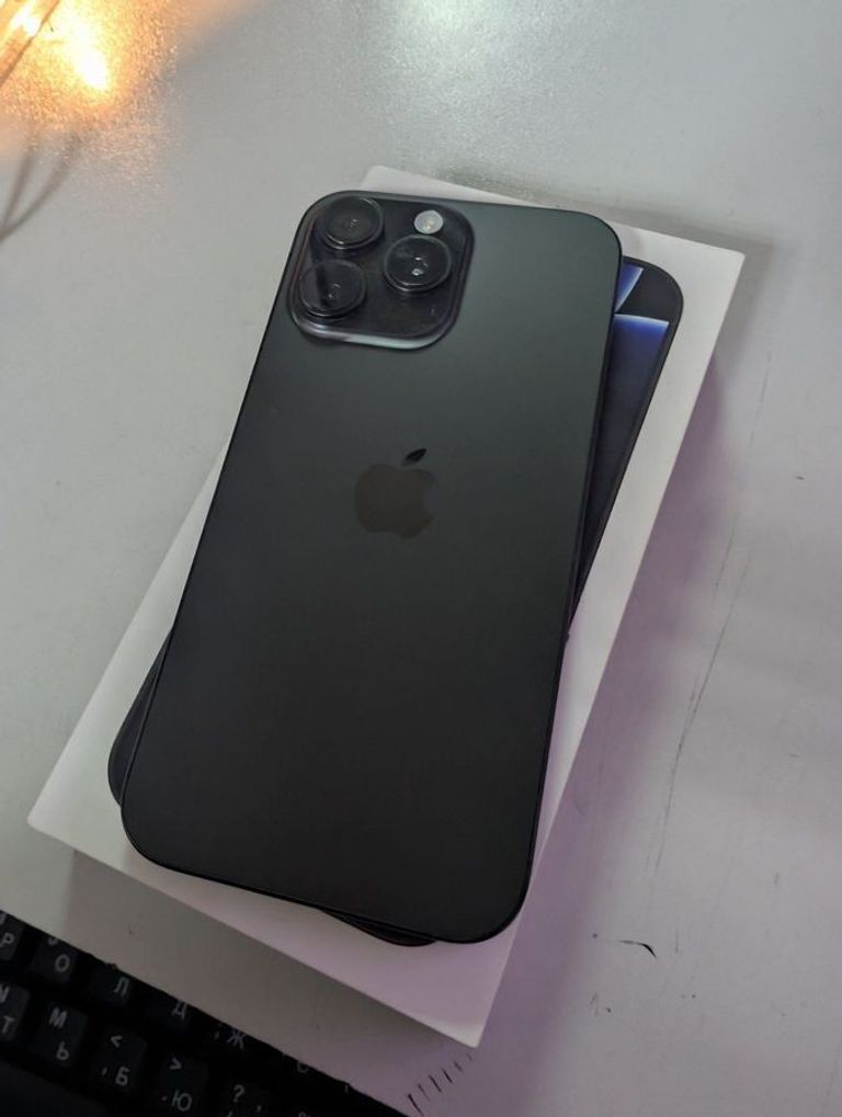 Дешево Apple iphone 16 pro max 512gb з ломбарду