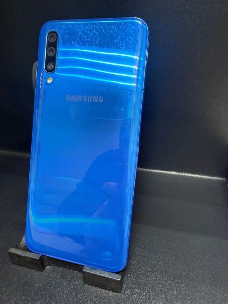 Купити Samsung galaxy a50 6/128gb Б/У