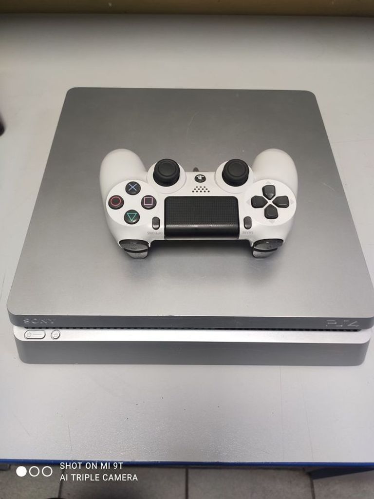Дешево Sony playstation 4 slim 500gb з ломбарду