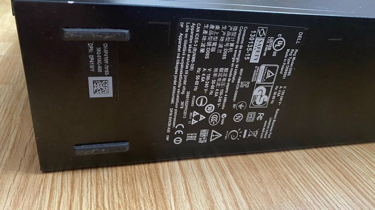 Дешиво Dell OptiPlex 3020 SFF (210-SF3020-i3W) с ломбарда