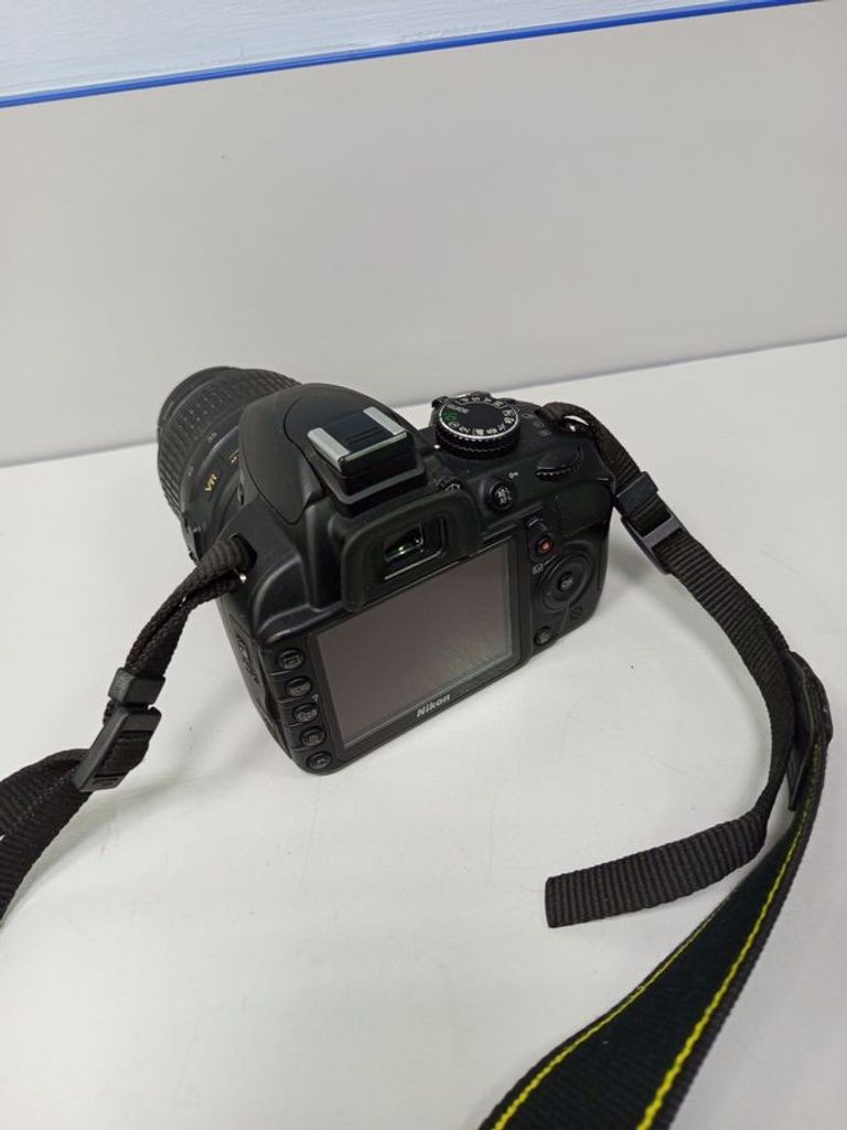 Оголошення Nikon d3100 kit / af-s nikkor 18-55mm f:3,5-5,6g vr dx Б/У