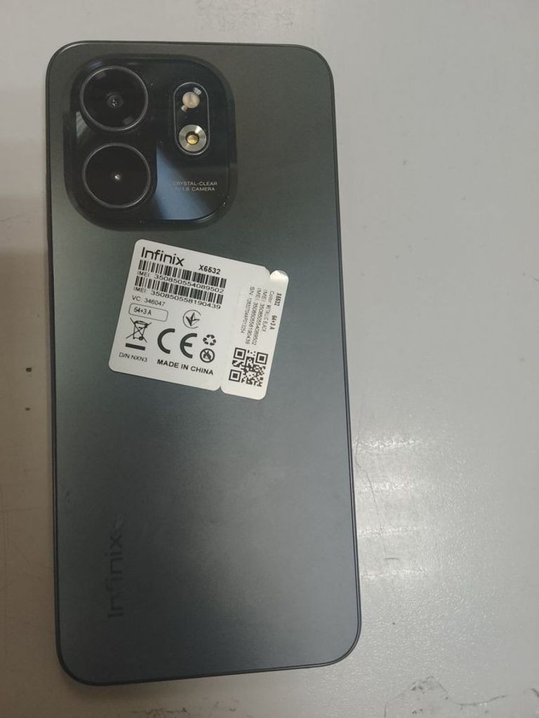 Дешево Infinix smart 9 3/64gb з ломбарду