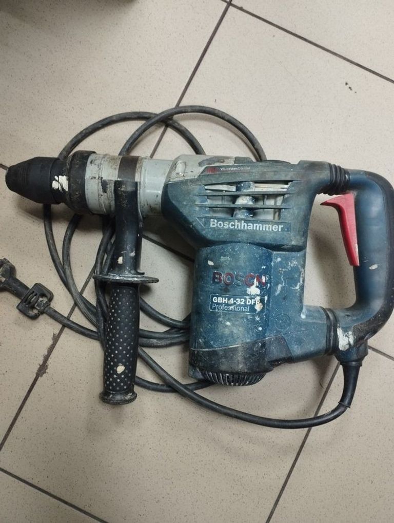 Дешево Bosch gbh 4-32 dfr з ломбарду